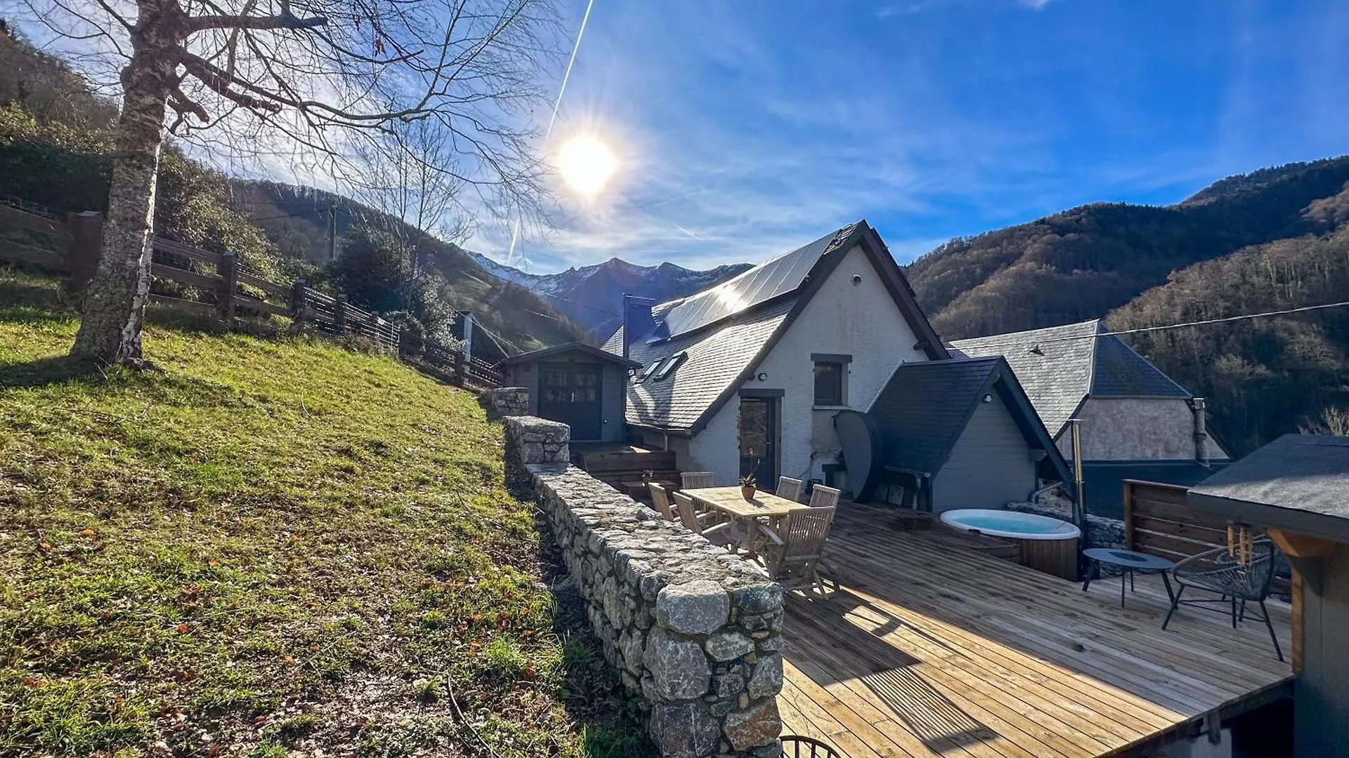 Chalet Le Rene-Sens - 5 Pers - Grande Terrasse - Bain Nordique Spa - Piscine Boutx 0*,